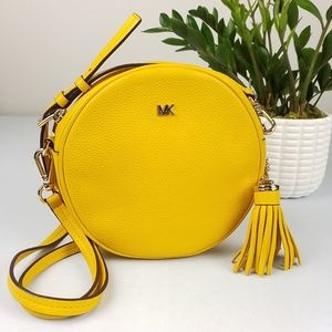 Michael Kors Mercer Pebbled Canteen Crossbody Bag